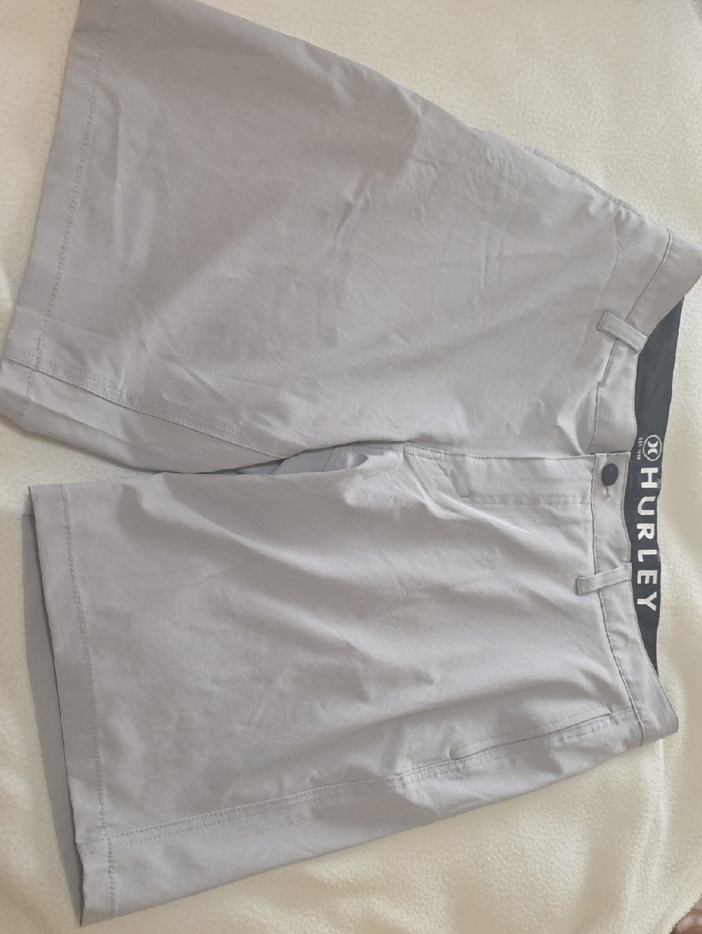 Hurley Men’s Light Gray Flat Front Casual Shorts